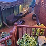 Elckys Hot Tub