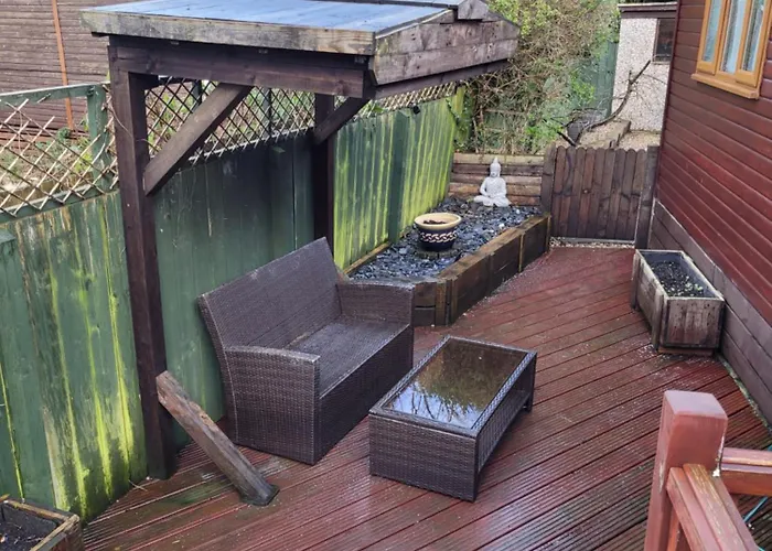 Elckys Hot Tub * York